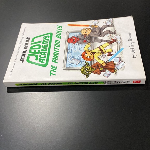 Star Wars Jedi Academy #3: The Phantom Bully by Jeffrey Brown - Paperback Novel - Picture 3 of 4